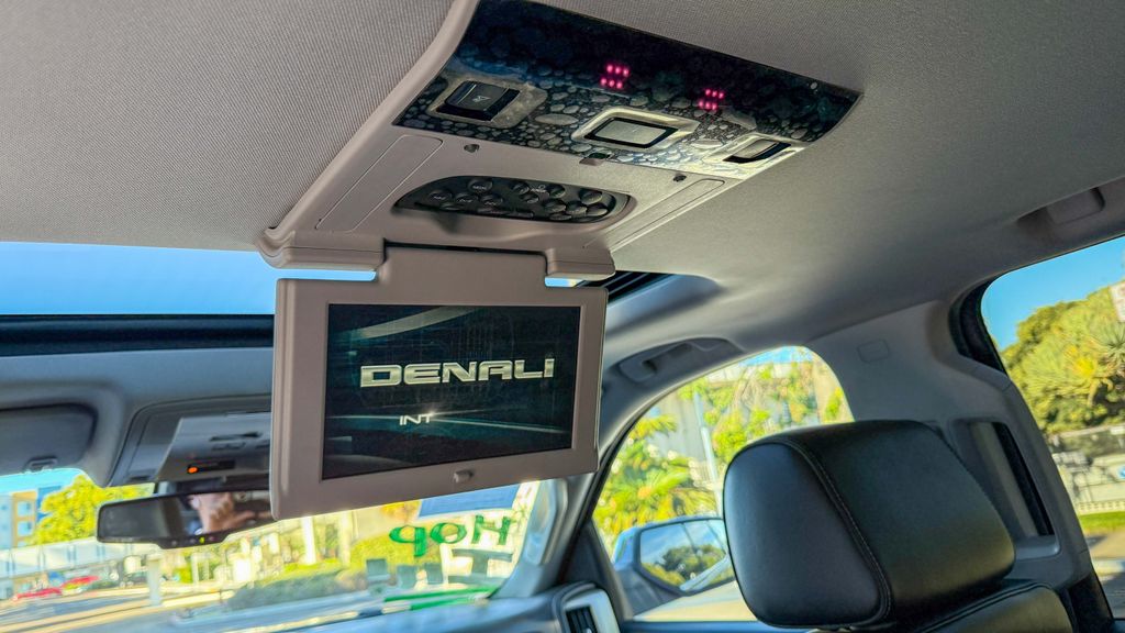 Used 2017 GMC Sierra 1500 Denali 4D Crew Cab