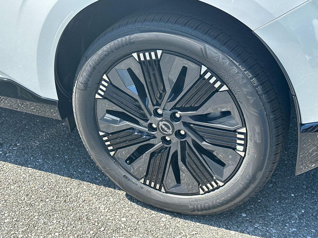 2025 Nissan Murano Platinum - Photo 18