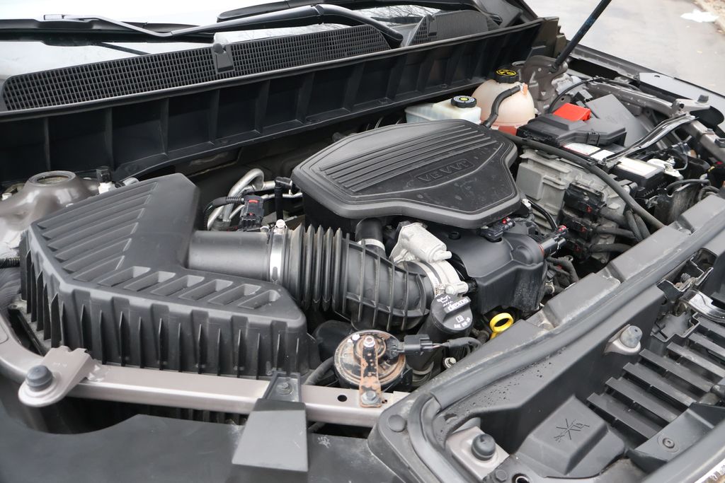 Thumbnail: 2019 GMC Acadia - 13