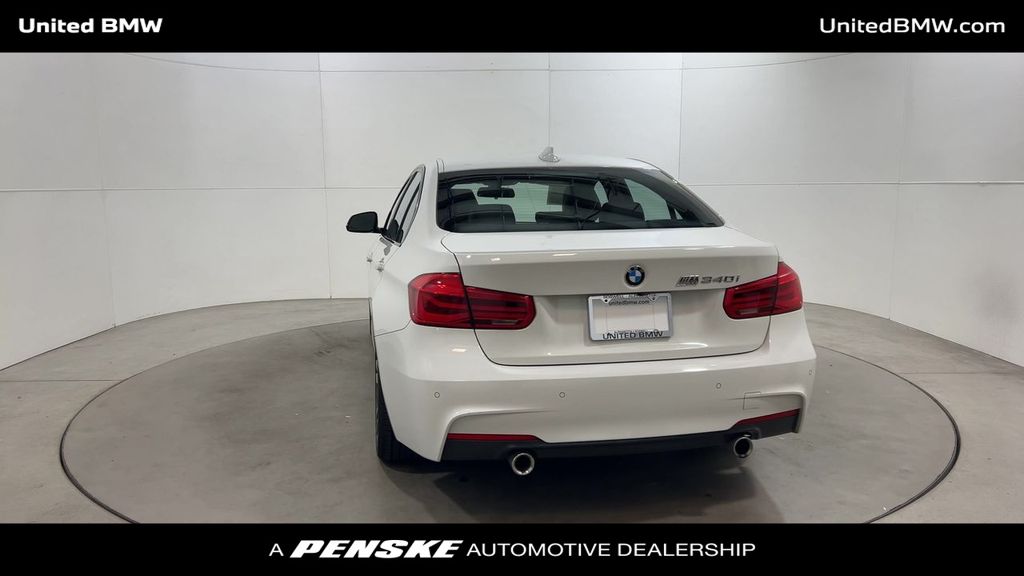 2018 BMW 3 Series 340i 7