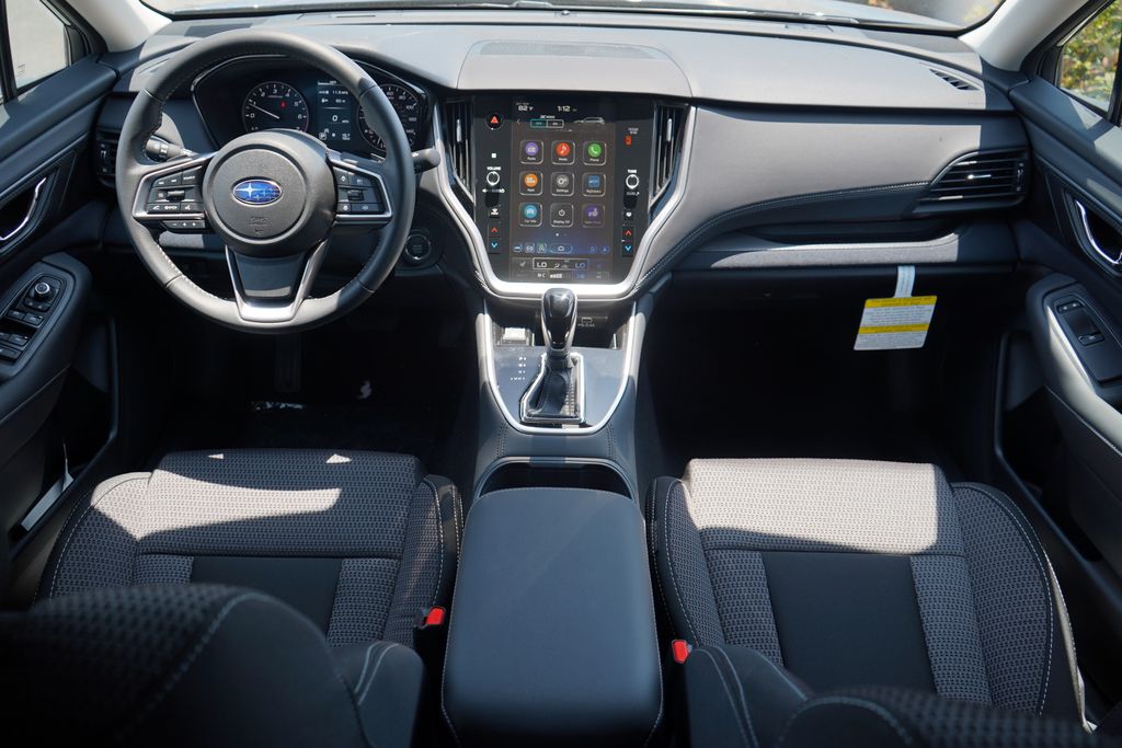 2025 Subaru Outback Premium 8