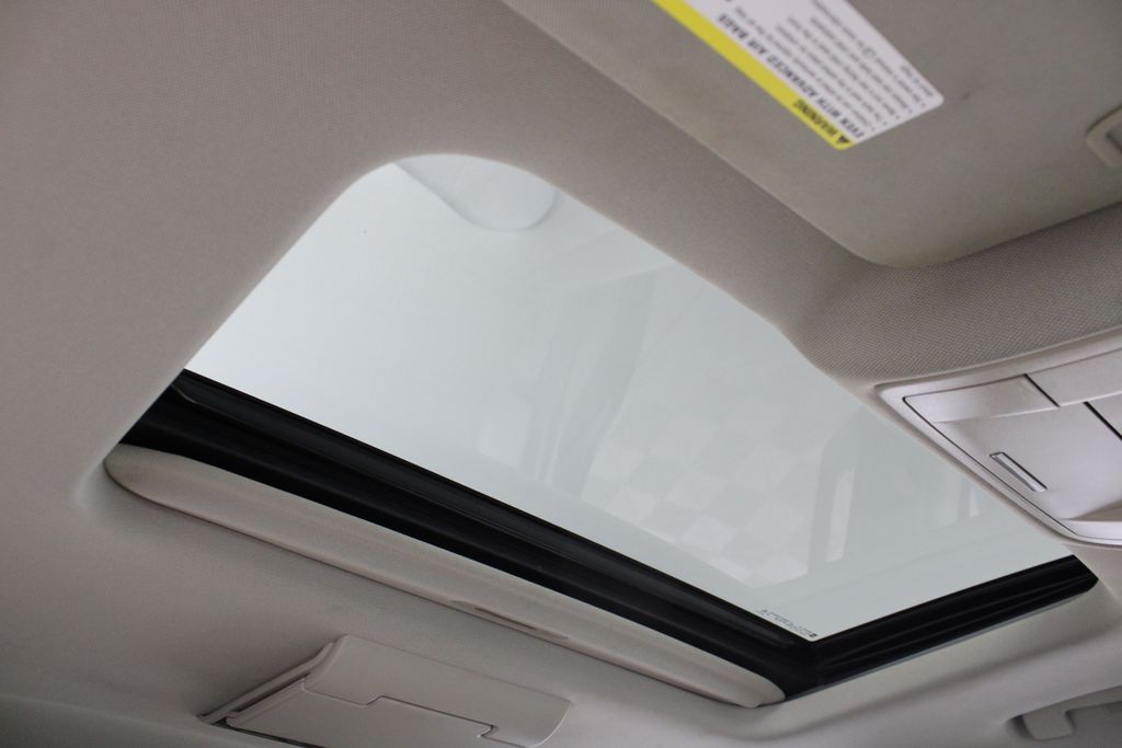 Used 2015 GMC Yukon for sale in 