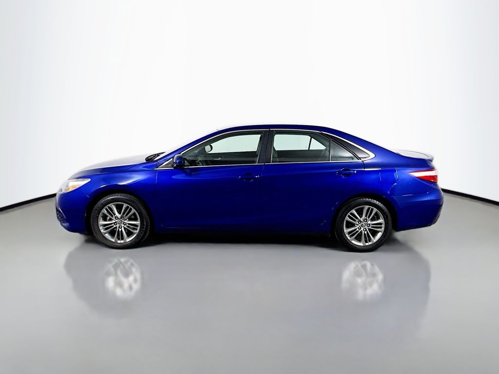 Thumbnail: 2015 Toyota Camry - 8
