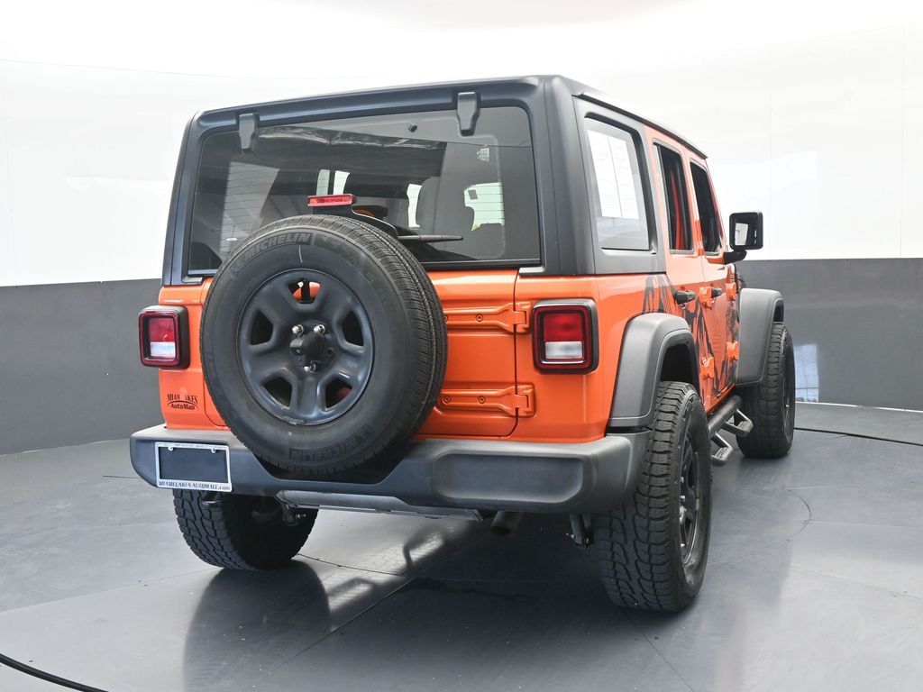 Used 2018 Punkn Metallic Clearcoat Jeep Unlimited Sport image 5