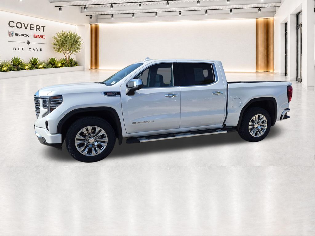 Used 2023 White GMC Denali image 5