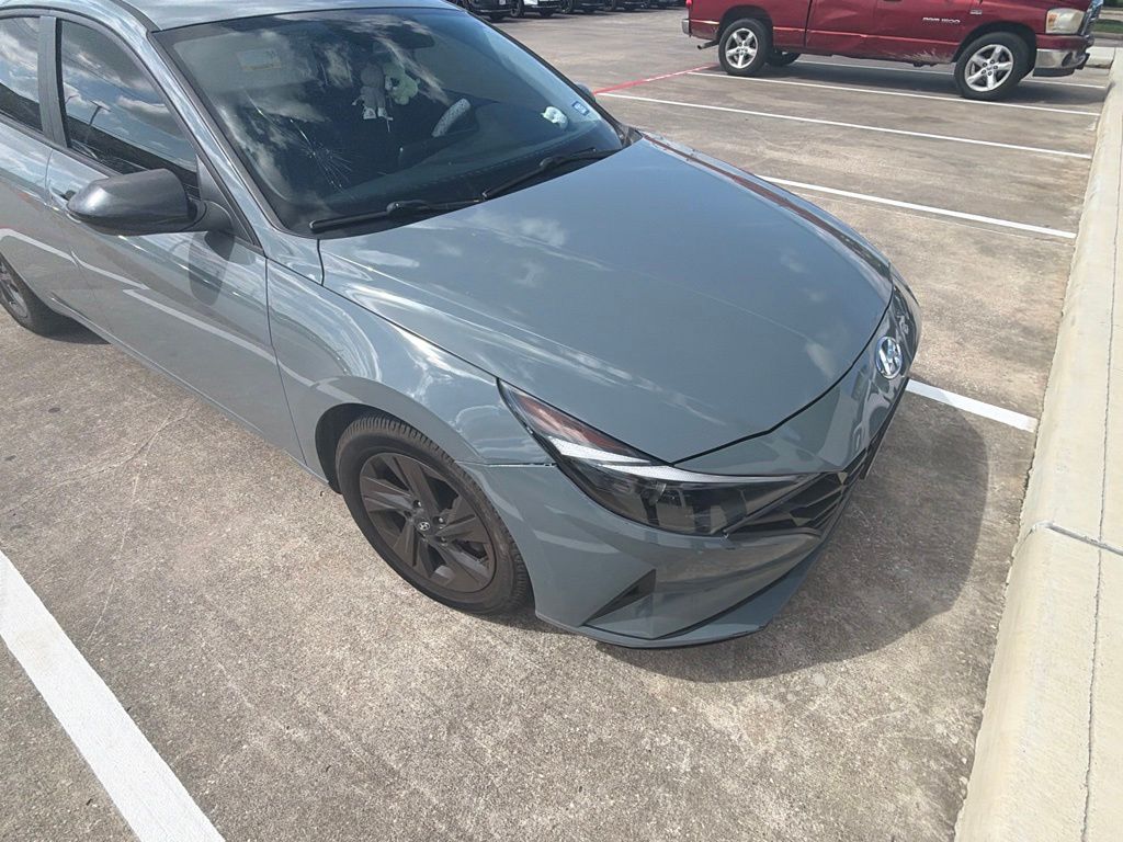 2022 Hyundai Elantra SEL Gray at Baytown Hyundai