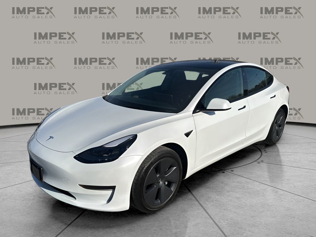 2023 Tesla Model 3 Base's photo