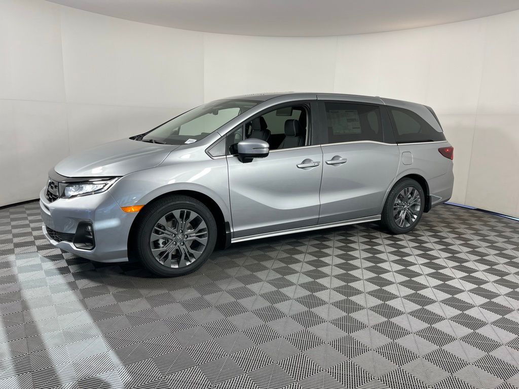 2025 Honda Odyssey Touring 2