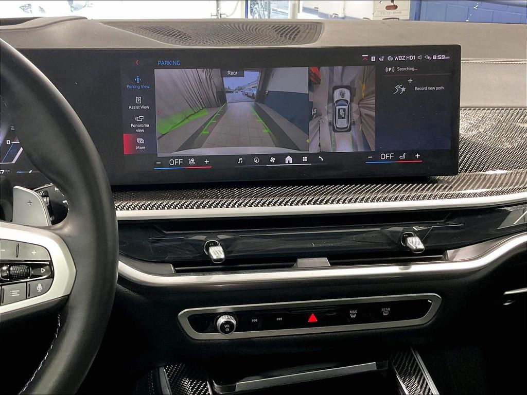 2025 BMW X5 — photo 18