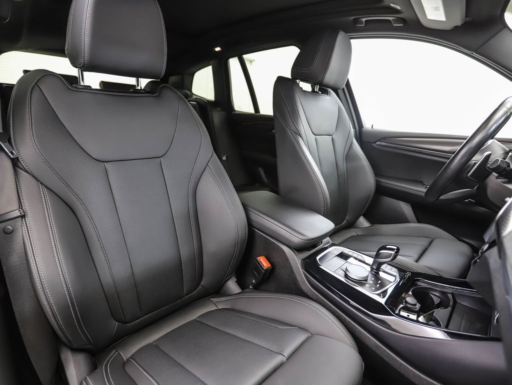 Thumbnail: 2024 BMW X3 - 32