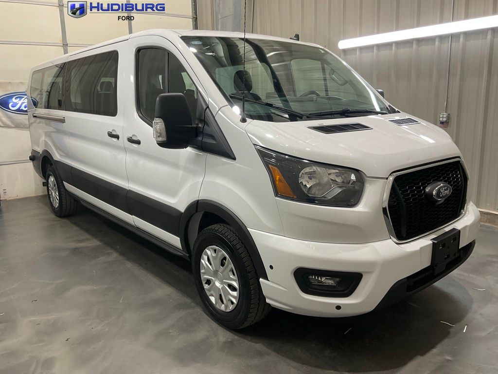 2024 Ford Transit Passenger 350 XLT Low Roof LB RWD