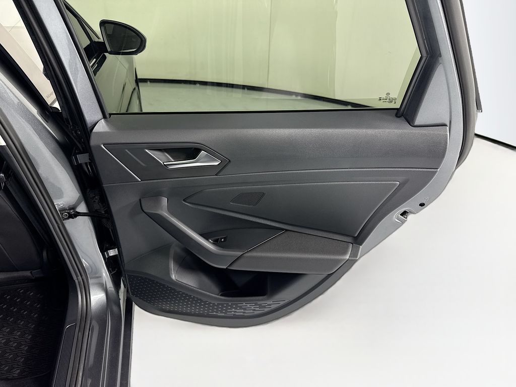 Thumbnail: 2024 Volkswagen Jetta - 26
