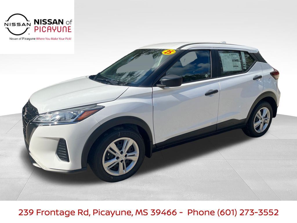2025 Nissan Kicks Play S FWD