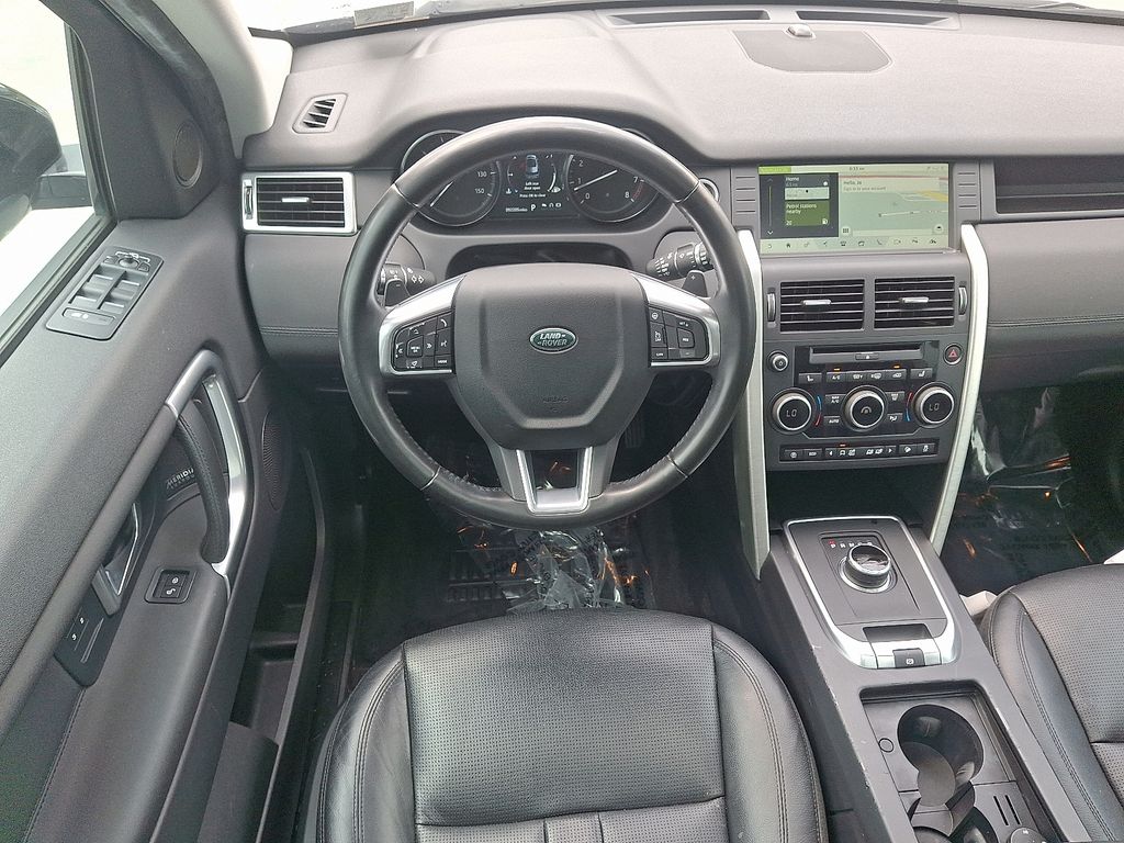 Thumbnail: 2018 Land Rover Discovery Sport - 28