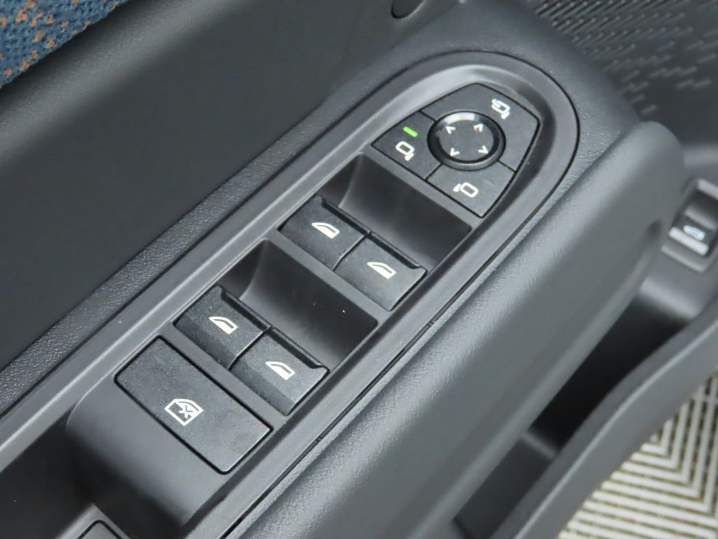 Thumbnail: 2026 MINI Cooper Countryman - 25