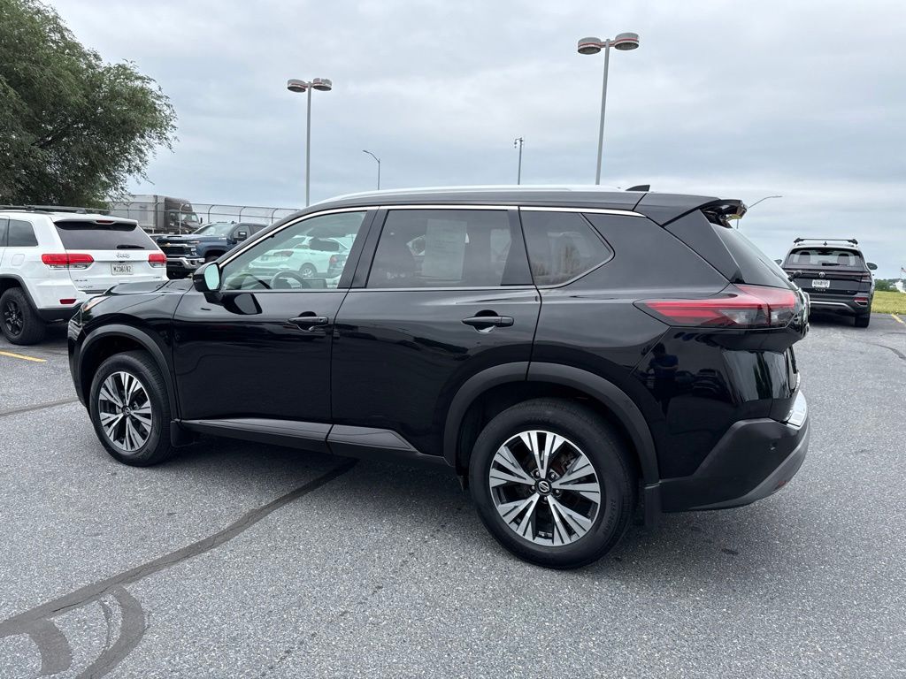 2021 Nissan Rogue SV Black at South Hills Kia