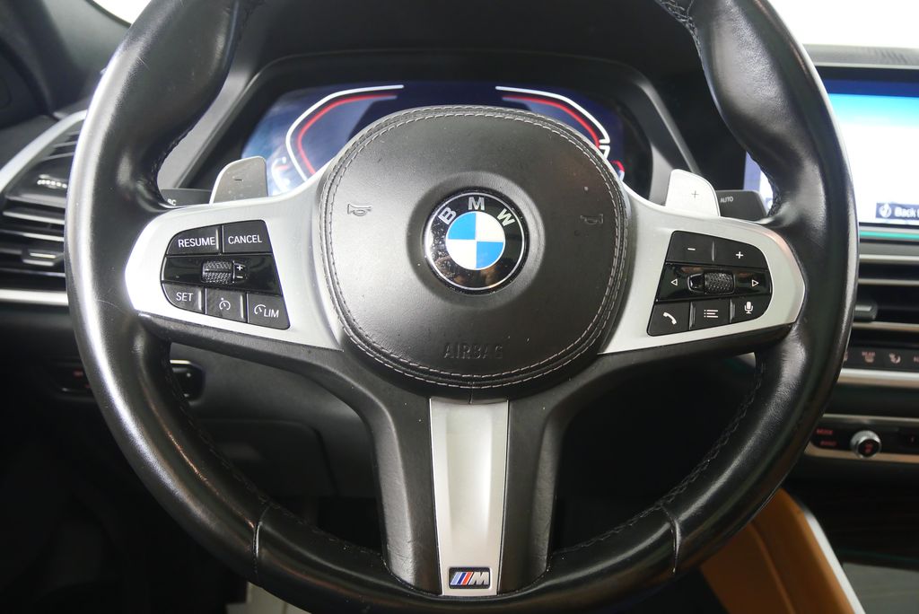 Thumbnail: 2022 BMW X6 - 22
