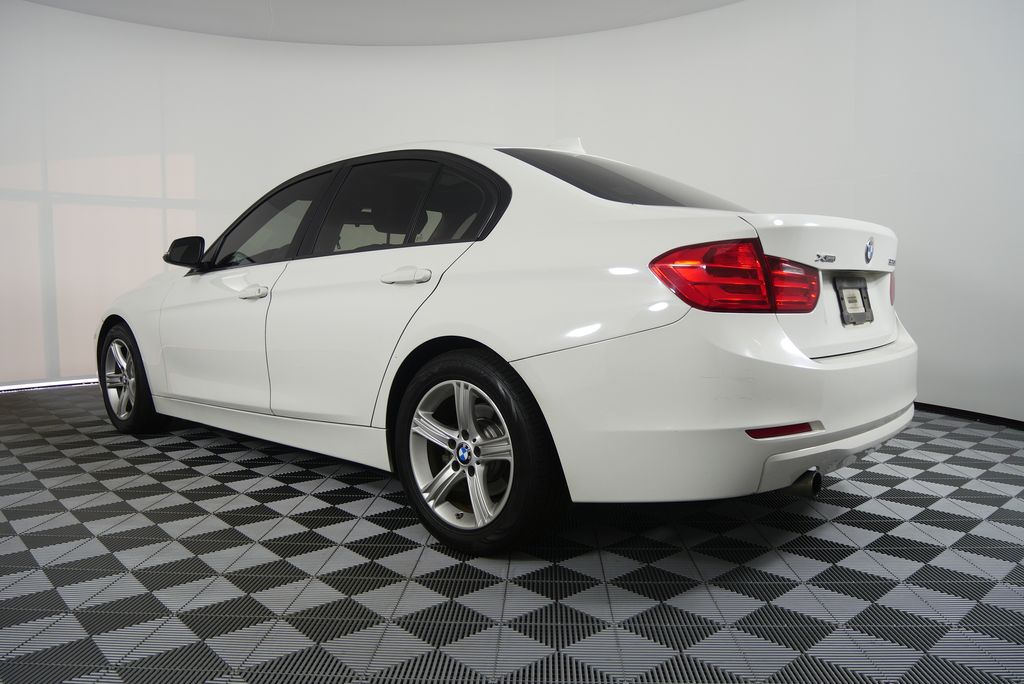 2015 BMW 3 Series 320i xDrive 5