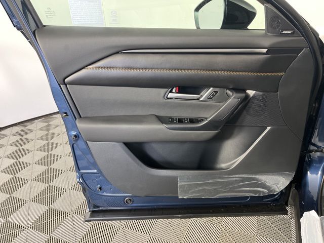 Thumbnail: 2025 Mazda CX-50 - 9