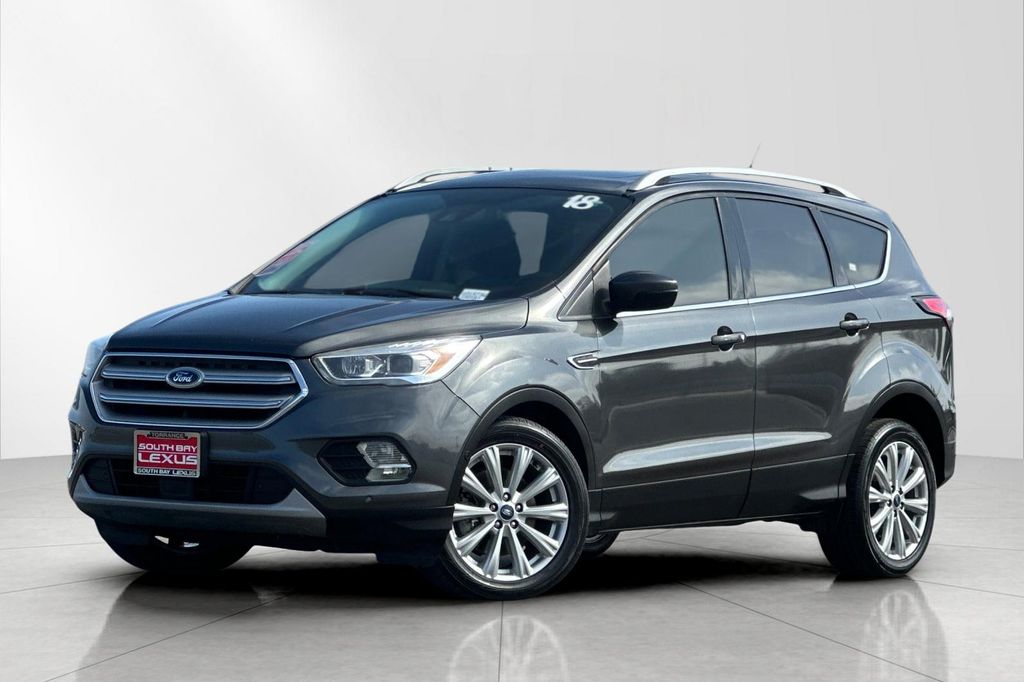 Gray (Magnetic Metallic) 2018 Ford Escape SUV / Crossover Front-Wheel Drive 6-Speed Automatic