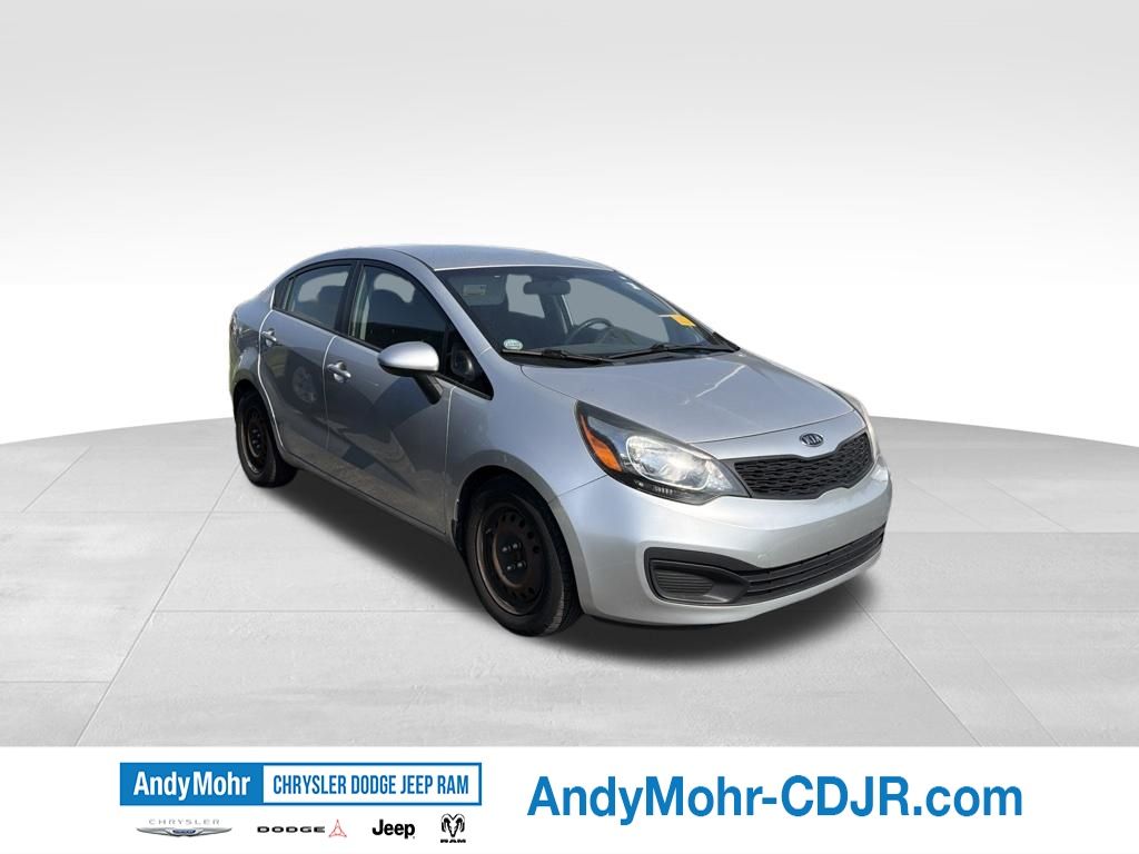 Bright Silver 2013 Kia Rio Sedan Front-Wheel Drive 6-Speed Automatic