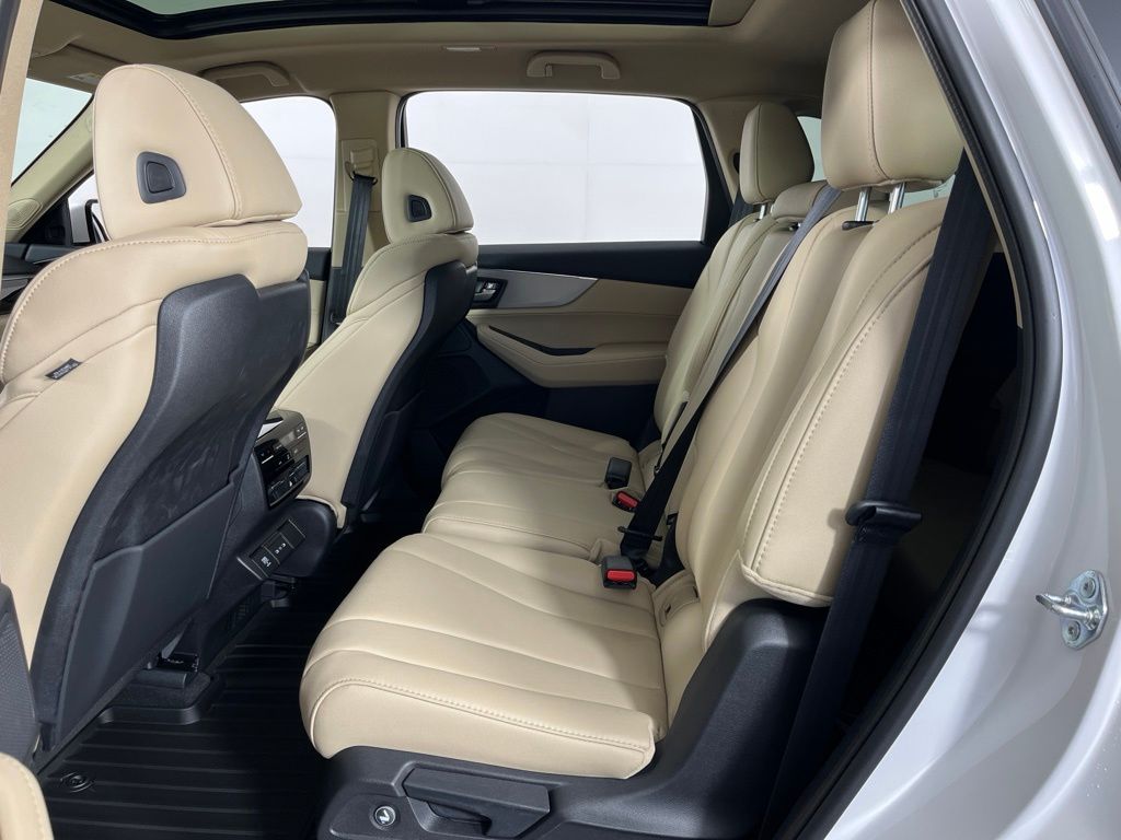 Thumbnail: 2026 Acura MDX - 25
