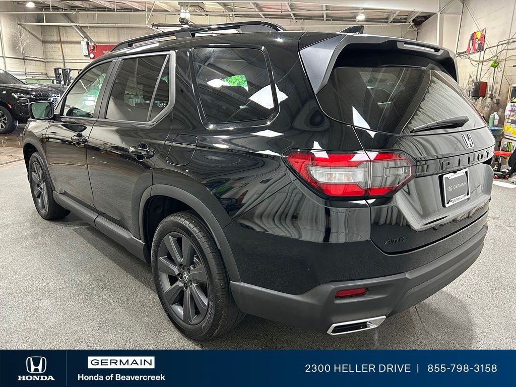 Certified Used 2025 Black Honda Sport image 6