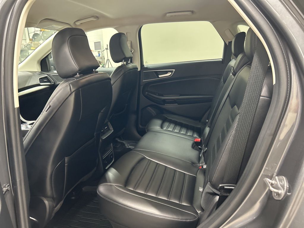 used 2024 Ford Edge car, priced at $28,952