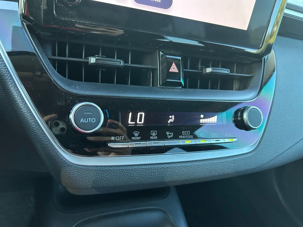 Thumbnail: 2023 Toyota Corolla - 25