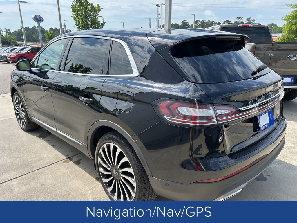 2022 Lincoln Nautilus Black Label