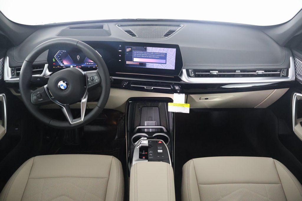 2025 BMW X1 xDrive28i 4