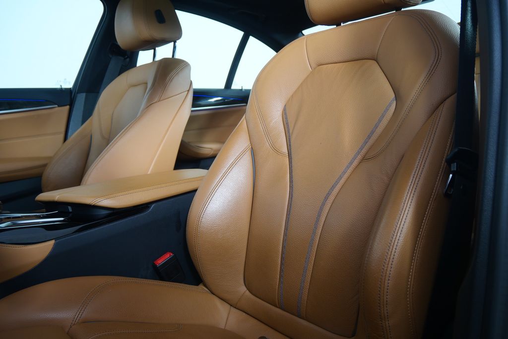 2023 BMW 5 Series 540i 11