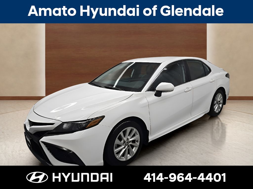 White 2024 Toyota Camry Sedan Front-Wheel Drive 8-Speed Automatic