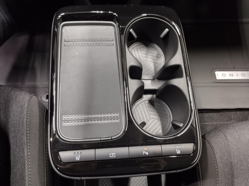 2026 Hyundai IONIQ 5 SE Standard Range