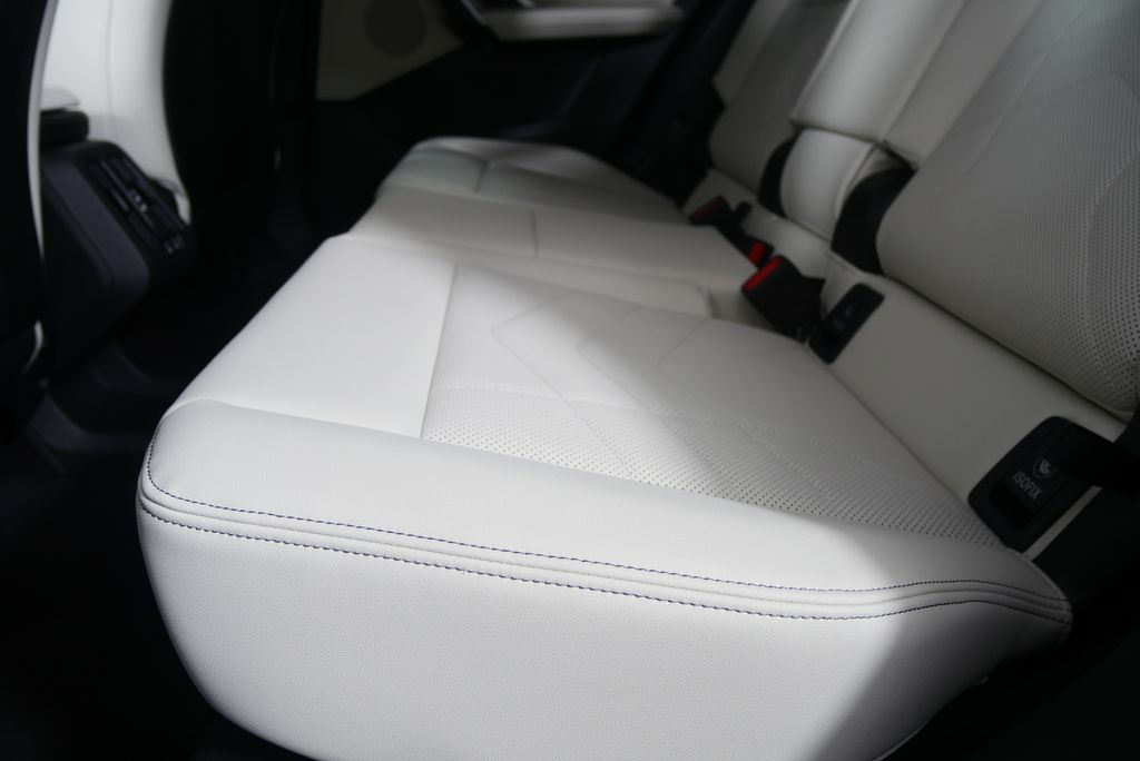 Thumbnail: 2026 BMW X1 - 14