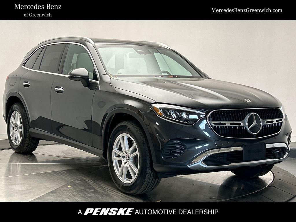 2025 Mercedes-Benz GLC 300 -
                Greenwich, CT