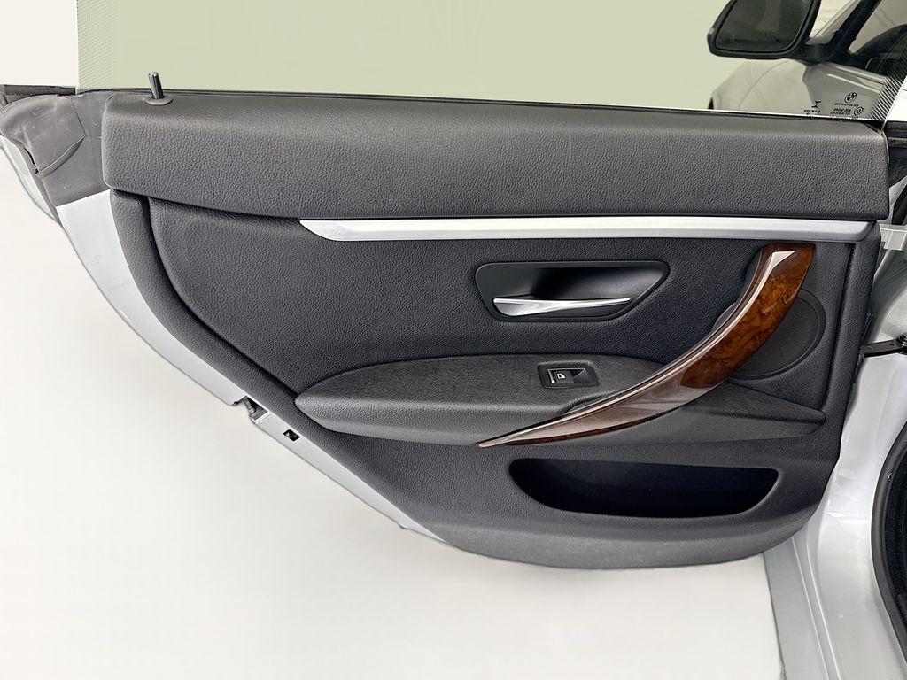 Thumbnail: 2020 BMW 4 Series - 25