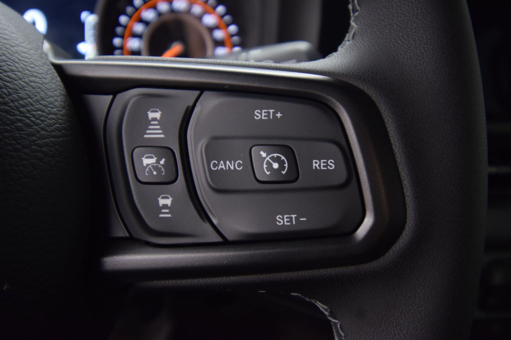 new 2026 Jeep Gladiator car, priced at $53,725