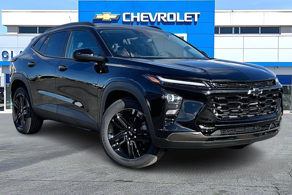 Mosaic Black Metallic 2026 Chevrolet Trax Activ FWD SUV / Crossover Front-Wheel Drive 6-Speed Automatic