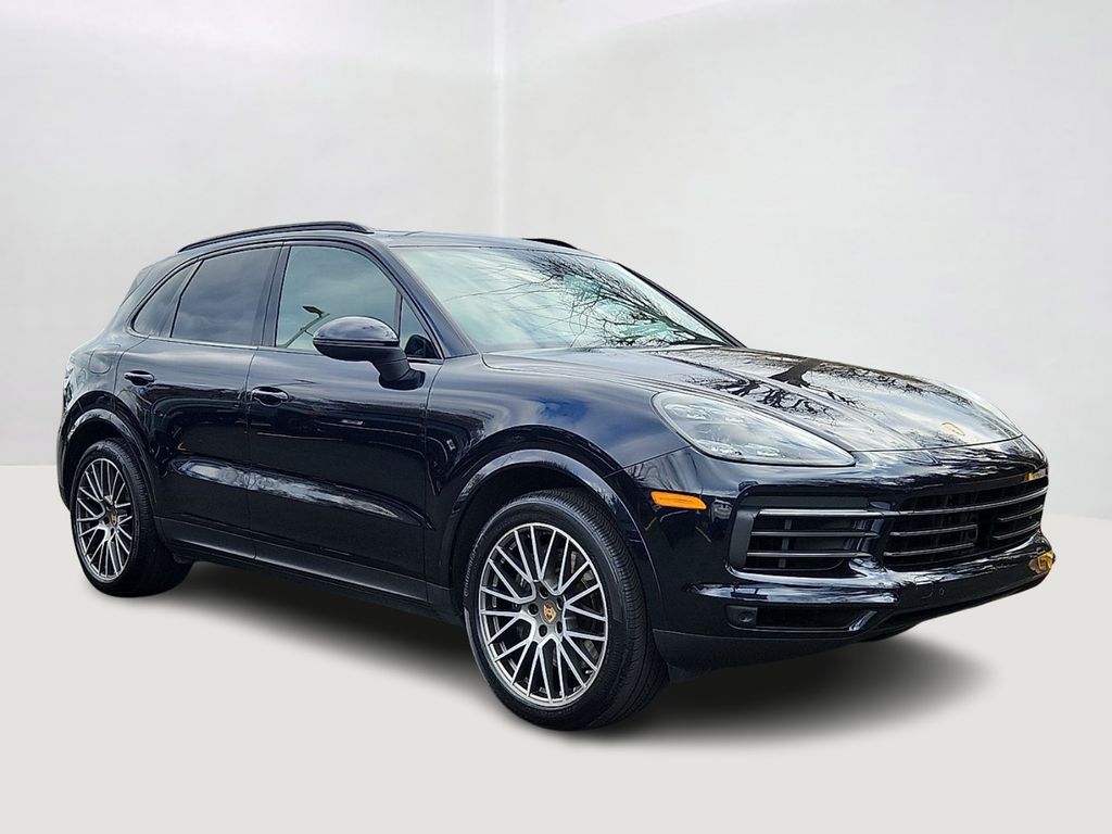 Thumbnail: 2022 Porsche Cayenne - 3