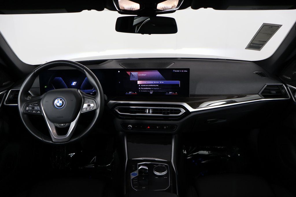 Thumbnail: 2023 BMW i4 - 8