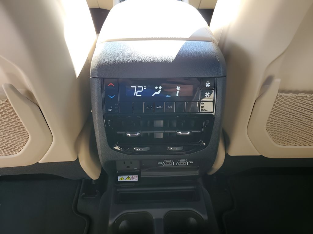 New Car 2025 Jeep Grand Cherokee L  Limited For Sale Under $40,000 In Austin, Texas