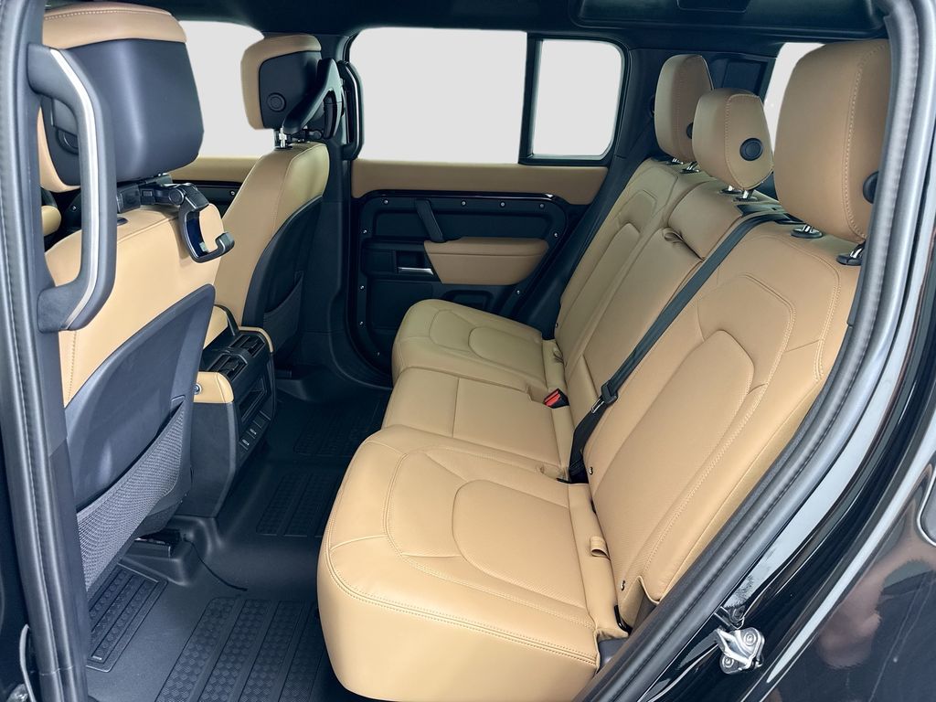 Thumbnail: 2026 Land Rover Defender - 20