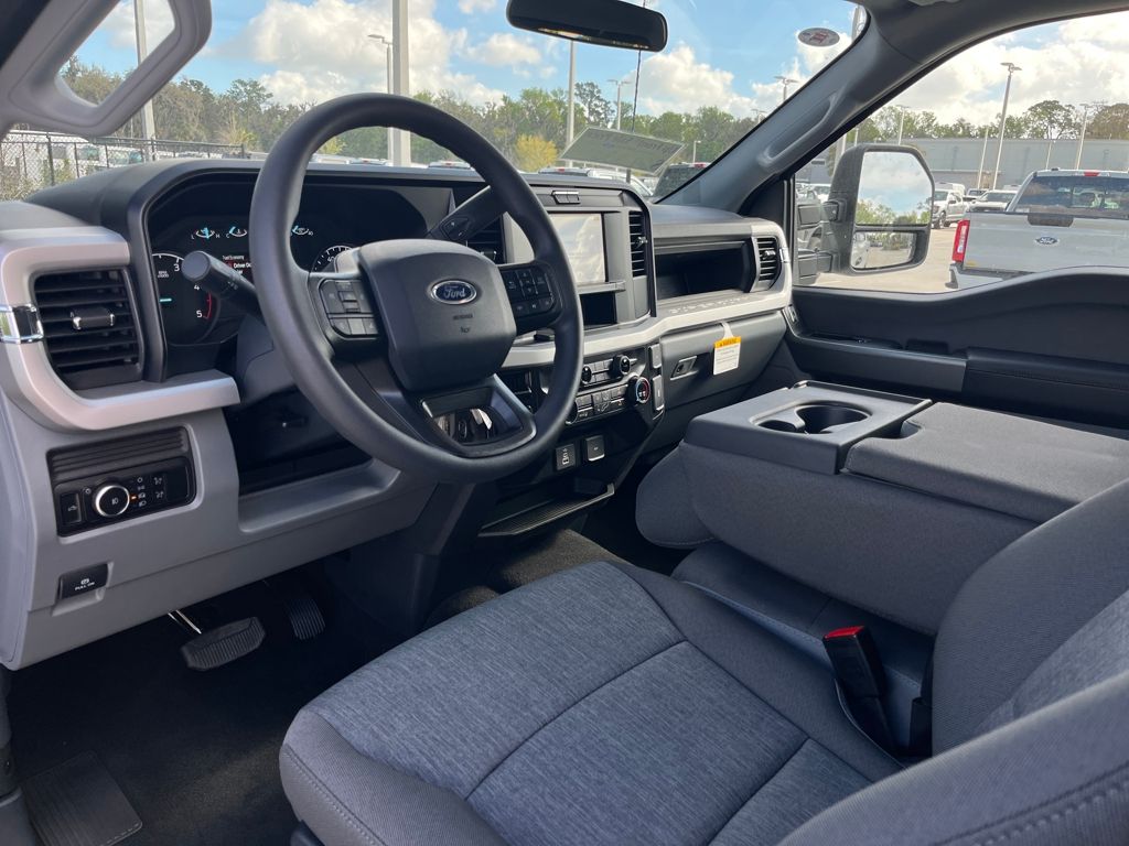 New 2026 White Ford XL image 5