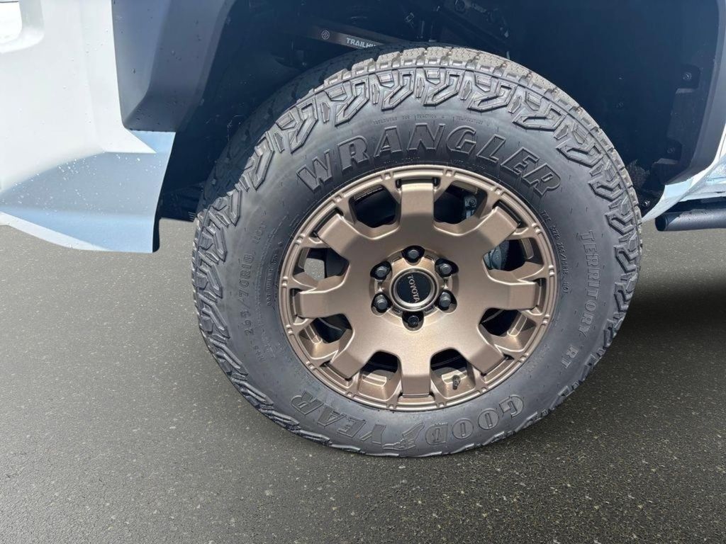 2025 Toyota Tacoma Trailhunter - Photo 9