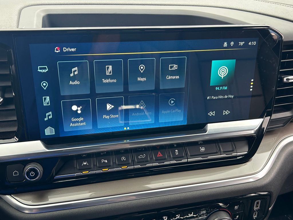 Used 2022 Black Chevrolet High Country image 27