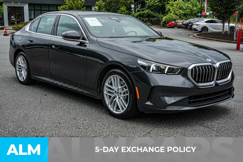 Used 2025 Gray BMW 530i image 4