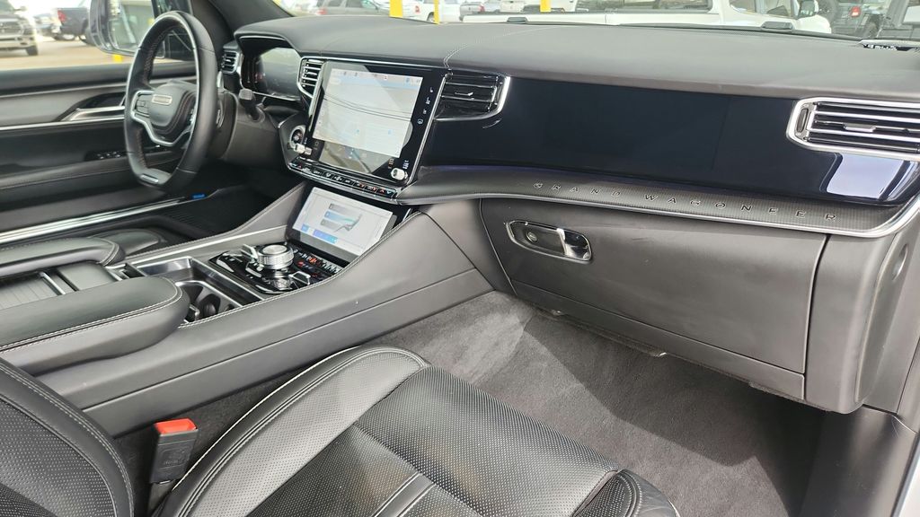 2024 Jeep Grand Wagoneer L