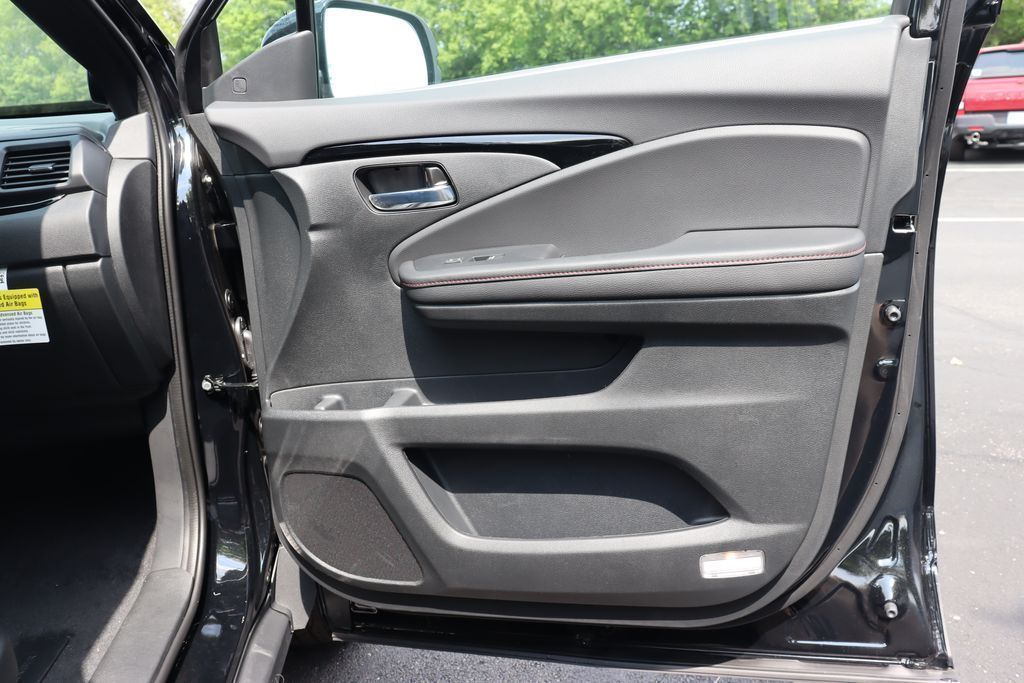 Thumbnail: 2026 Honda Ridgeline - 19