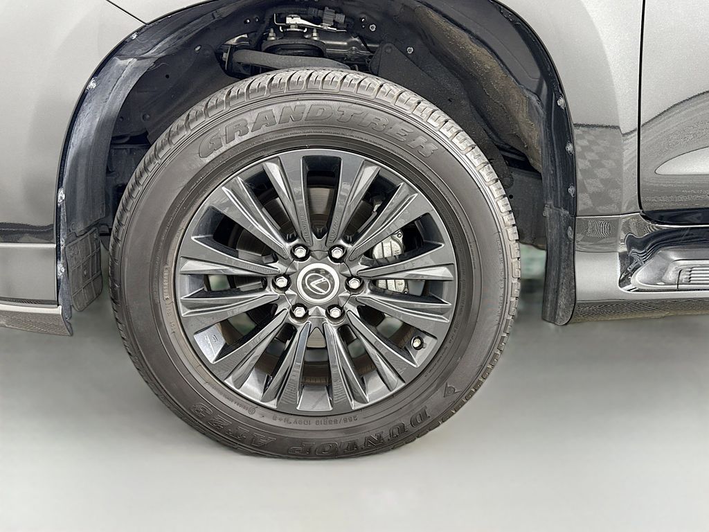 Thumbnail: 2023 Lexus GX - 32